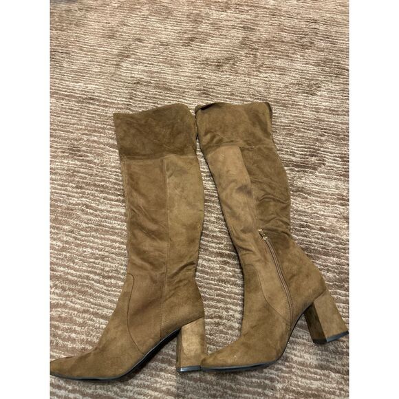 Elegant Tan Suede Knee-High Boots‎ Block Heel Fall/Winter Statement Footwear 10M - Picture 2 of 2
